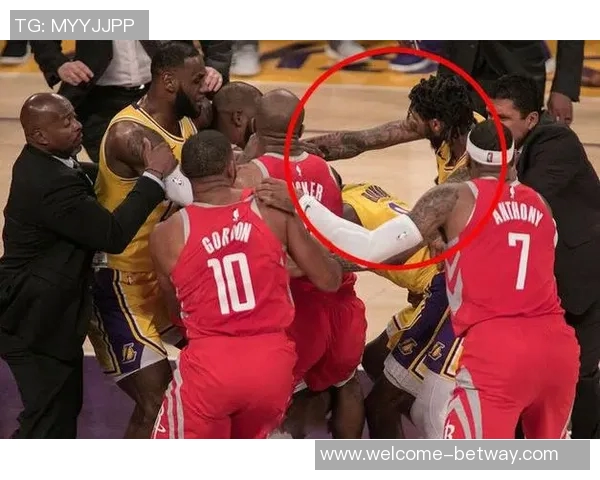 文班亚马称希腊帕纳辛奈科斯主场是欧洲最具敌意的篮球场所